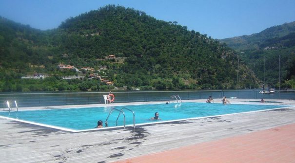 Piscinas Municipais de Caldas de Aregos e de Porto de Rei abrem ao público este sábado