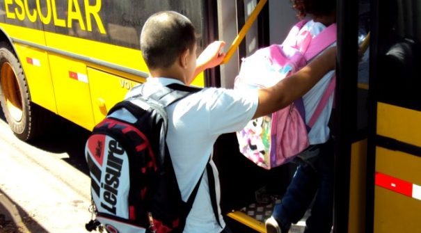 Pedido de Transporte Escolar 2020/2021