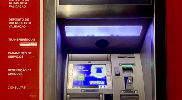 Terminal MULTIBANCO novamente em funcionamento na parte alta da Vila de Resende