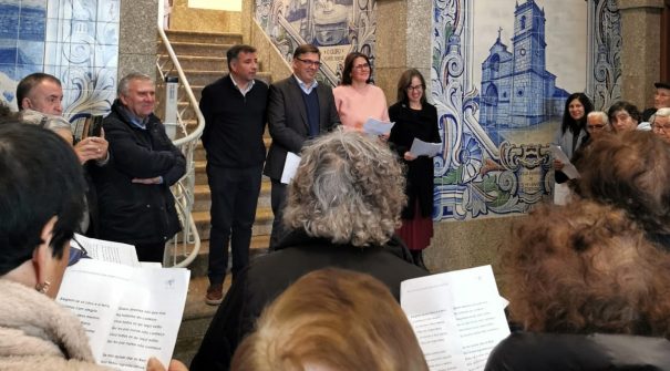 Ateliês Seniores cantam as Janeiras nos Paços do Concelho
