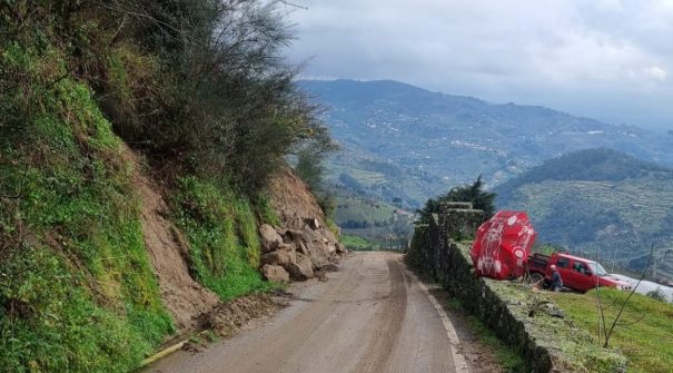 Reabertura ao Trânsito – Rua do Coval, Barrô