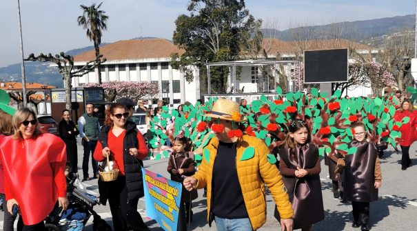 Desfile de Carnaval do Centro Escolar de Resende
