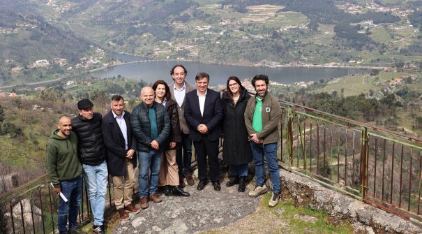 Ação de Sensibilização e Reflorestação no Penedo de São João