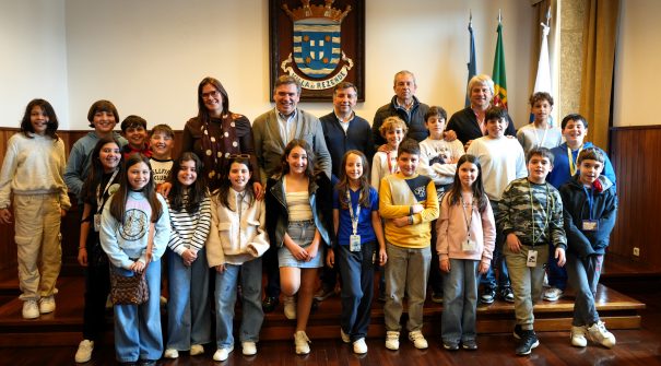 Alunos do Agrupamento de Escolas de Resende visitam Paços do Concelho