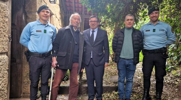 Distribuição de kits de teleassistência