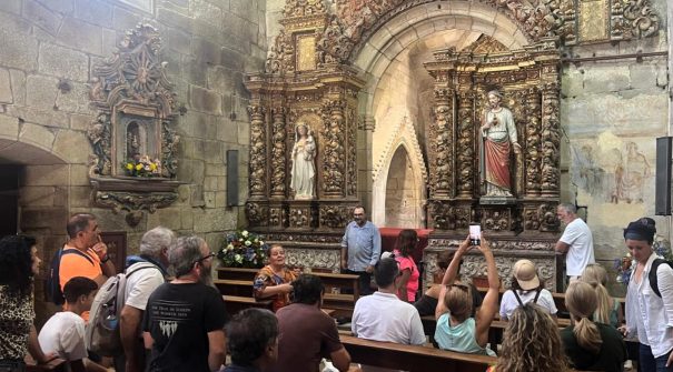 Caminhada medieval entre Caldas de Aregos e Cárquere valorizou património e tradições locais